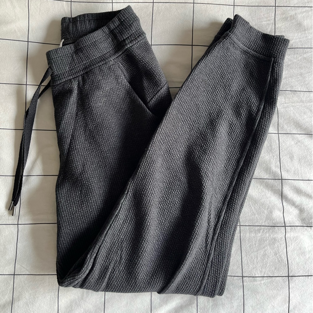 Ribbed High Rise Jogger - Picture 4 of 7